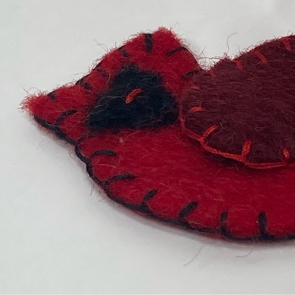 Red Cardinal Birds 100% Wool Felt 10 (2) Packs Embellishments Needle Felting - Picture 2 of 15
